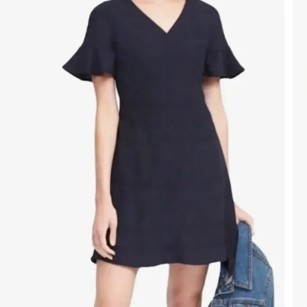 BANANA REPUBLIC Navy Blue Flutter Sleeve Crepe Dress Size 2